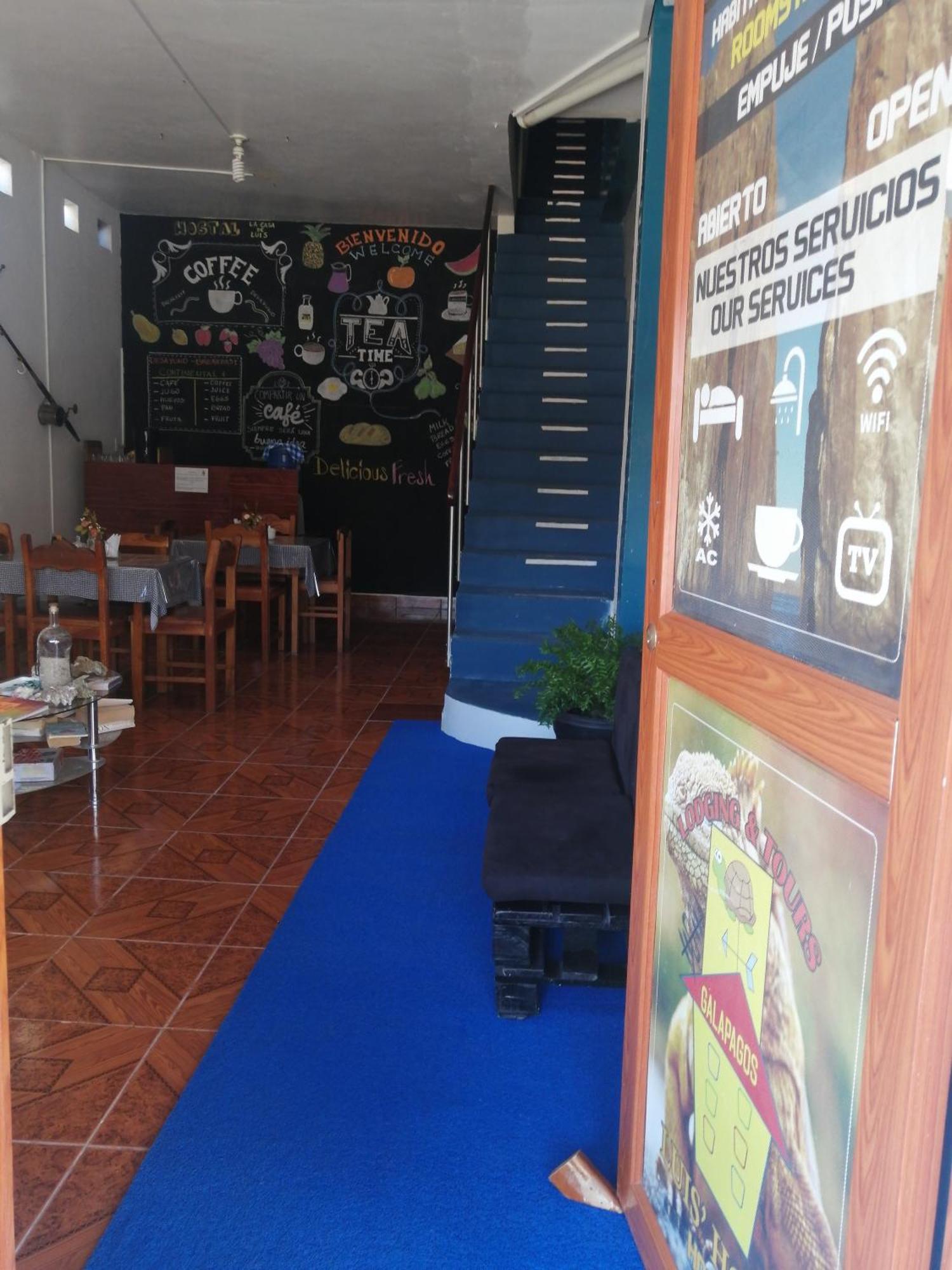 Hostal La Casa De Luis Puerto Baquerizo Moreno Exteriör bild