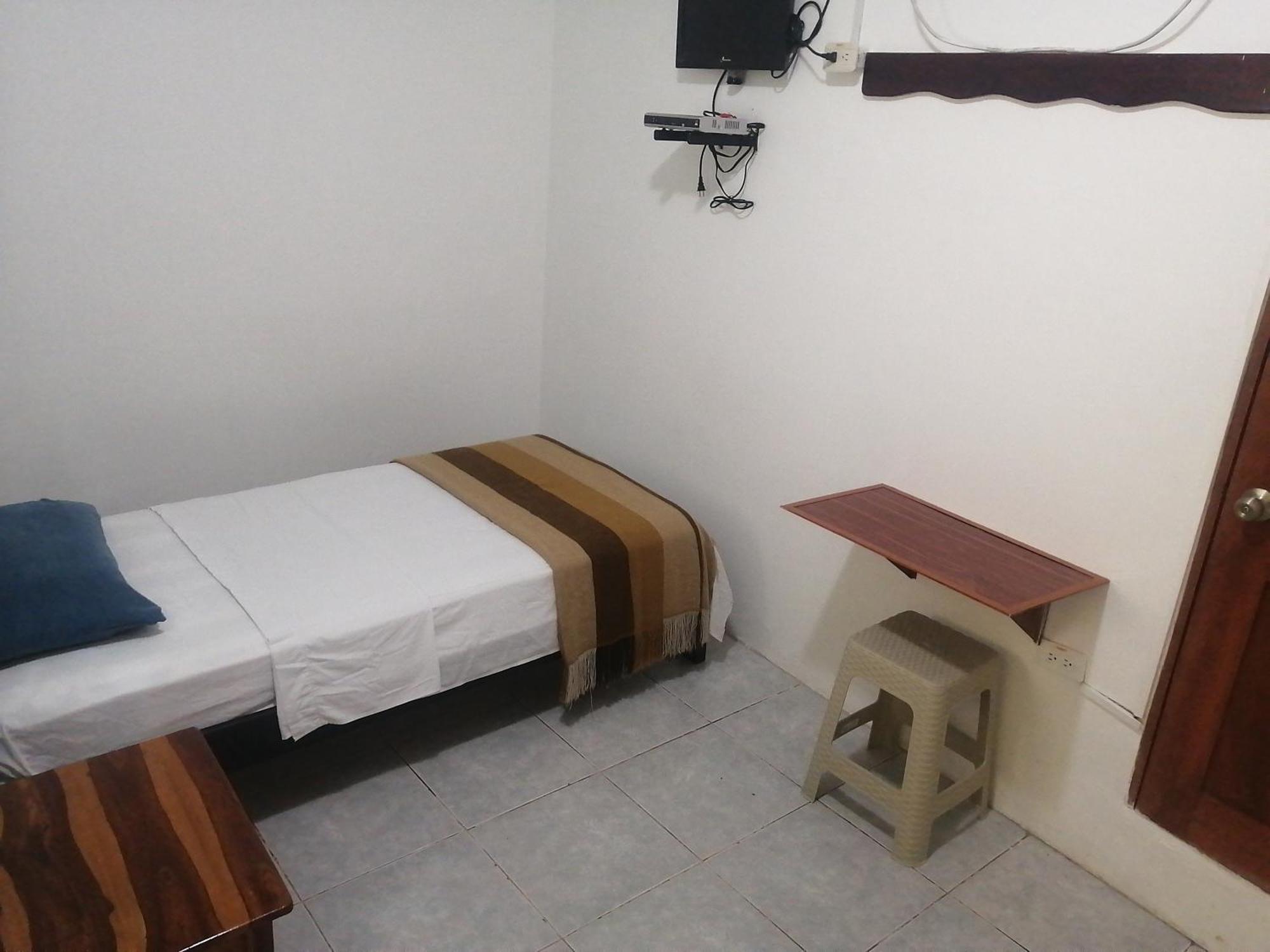 Hostal La Casa De Luis Puerto Baquerizo Moreno Exteriör bild