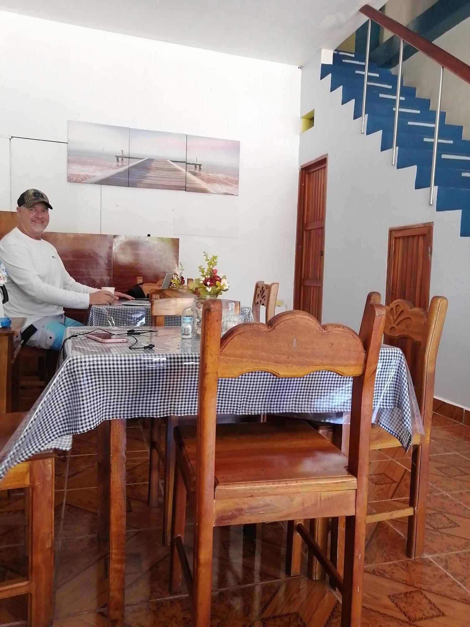 Hostal La Casa De Luis Puerto Baquerizo Moreno Exteriör bild